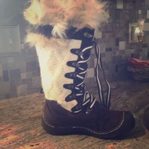 Winter tall lace up Boots